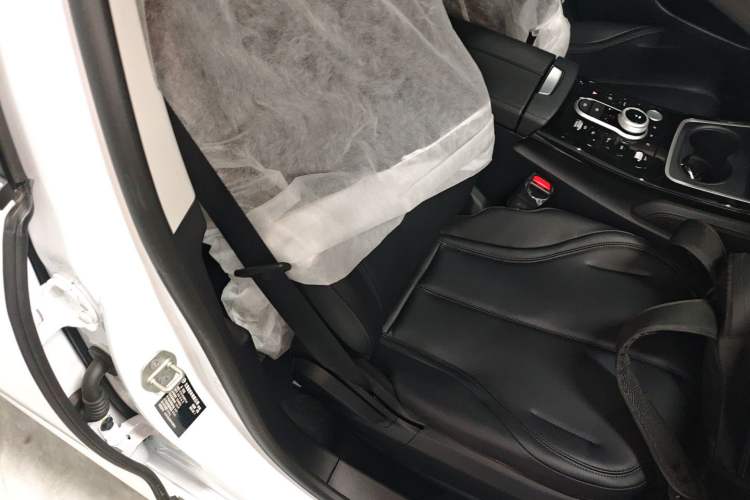 Used BYD Qin PLUS 2021 EV 400KM Leading Comfort Edition
