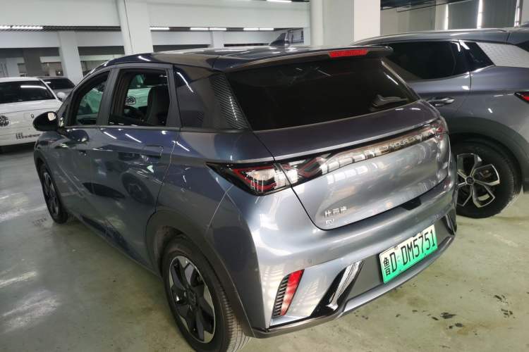 Used BYD Dolphin 2024 Honor Edition 420km Fashion Version
