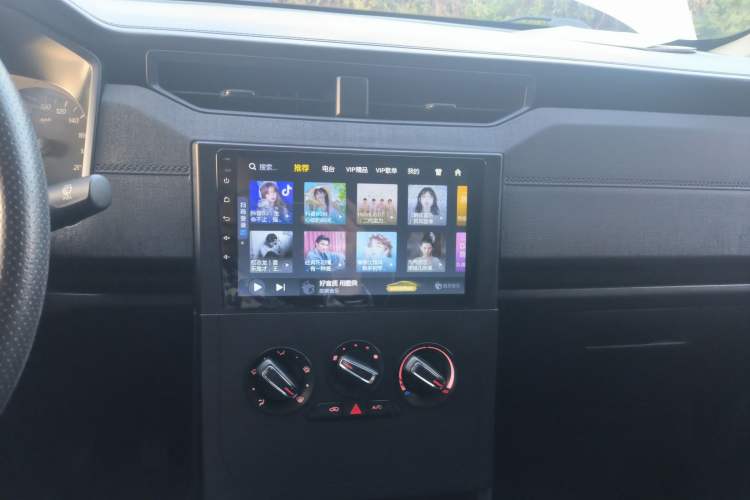 Used Wuling Hongguang PLUS 2020 1.5L Manual Standard Edition 5 Seats
