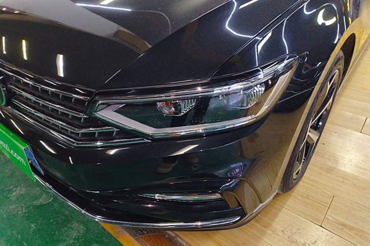 Used Volkswagen Magotan 2023 2 Million Units Commemorative Edition 330TSI DSG Luxury Version
