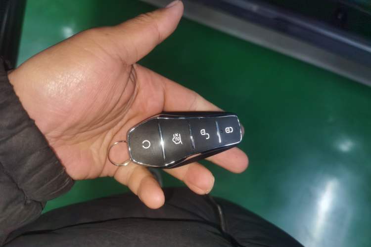 Used BYD Frigate 07 2023 DM-i 205KM Flagship Model
