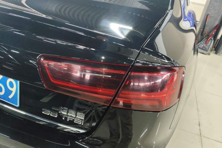 Used Audi A6L 2018 30th Anniversary Edition 35 TFSI Fashion Model
