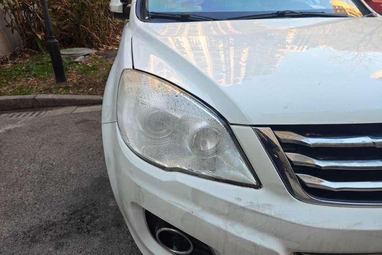 Used Haval H6 2015 Upgraded Model 1.5T Manual Two-Wheel Drive Elite Version
