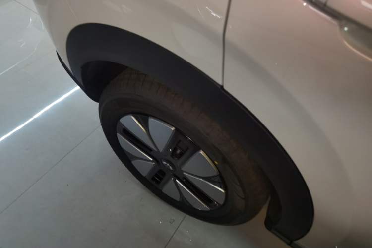 Used Wuling Bingo S 2025 Model 325km Deluxe Edition