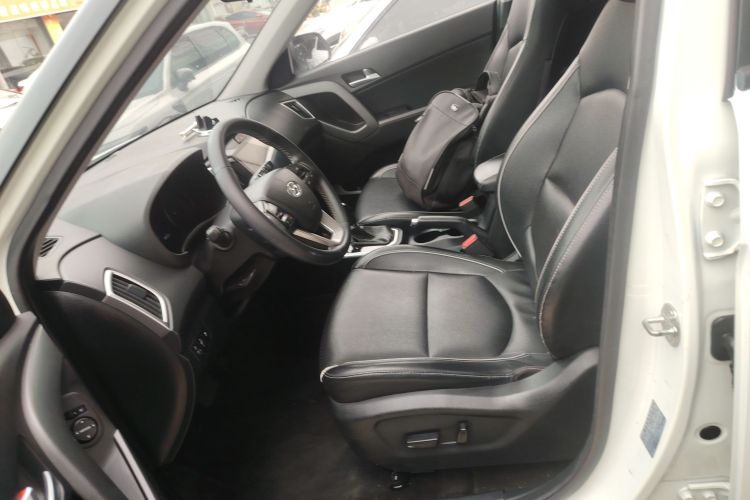 Used Hyundai ix25 2017 1.6L Automatic Smart Version
