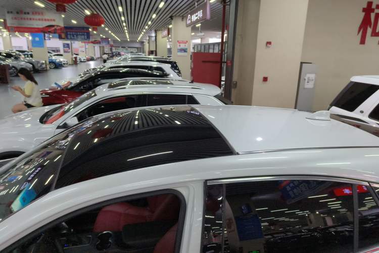 Used Toyota Harrier 2022 2.0L CVT Two-Wheel Drive Deluxe Edition
