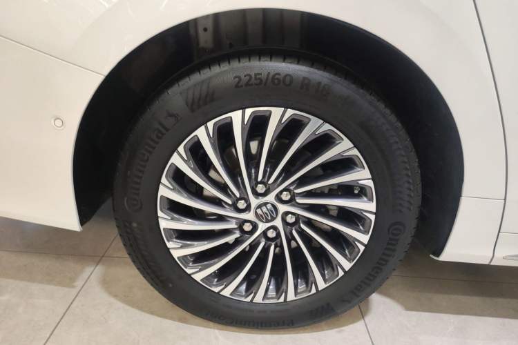 Used Buick Century 2023 2.0T Seven-Seater Deluxe Edition