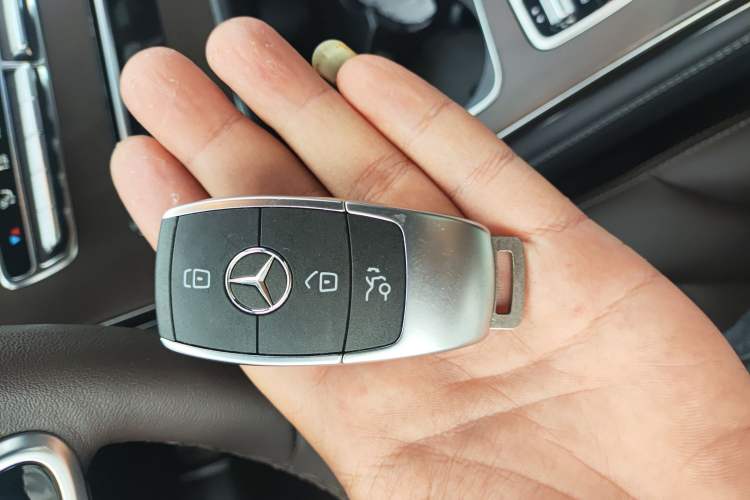 Used Mercedes-Benz GLC 2020 Facelift GLC 260 L 4MATIC Luxury Edition
