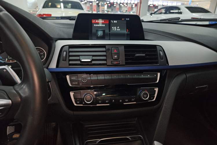 Used BMW 3 Series 2019 320i M Sport Package
