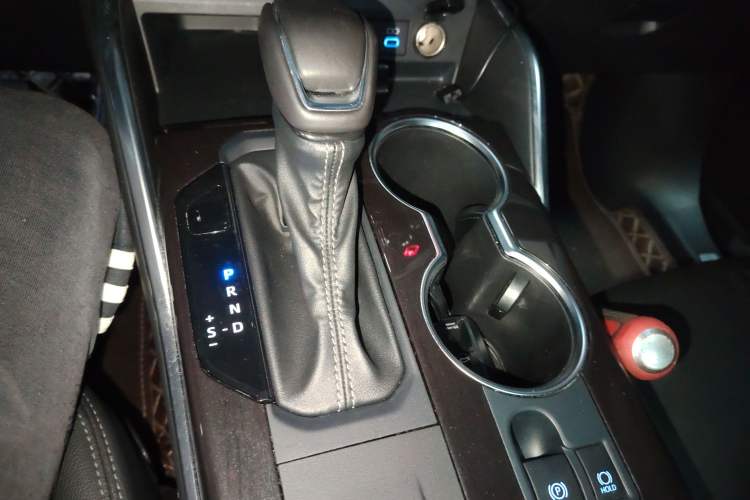 Used Toyota Crown Land Cruiser 2021 2.5L HEV Four-Wheel Drive Premium Edition
