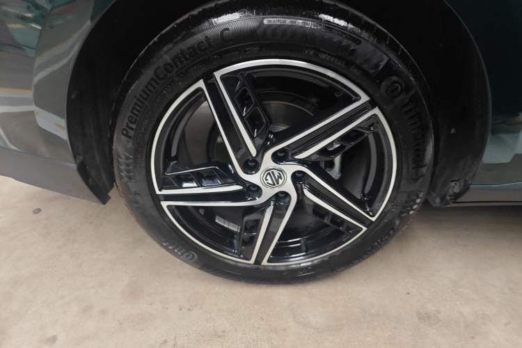 Used MG 7 2023 1.5T DCT Luxurious Supreme Edition
