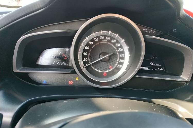 Used Mazda CX-4 2016 2.0L Automatic 2WD Blue Sky Dynamic Edition