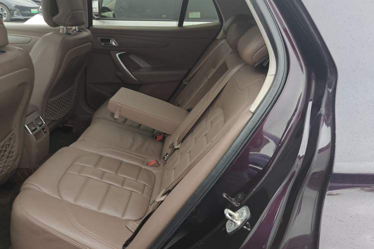 Used  6 2014 1.6T Prestige Edition THP200