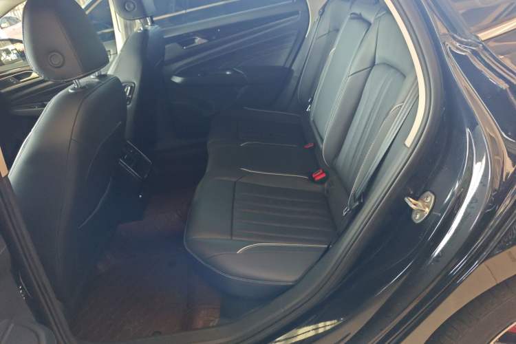 Used Volkswagen Passat 2022 330TSI Starry Elite Edition Custom Version
