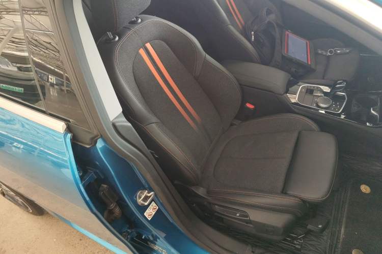 Used BMW 2 Series 2021 225i 4-Door Coupe M Sport Package
