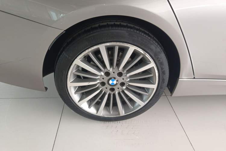 Used BMW 3 Series 2019 320Li Fashion Model
