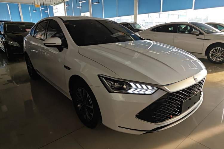 Used BYD Qin PLUS 2024 HONOR Edition DM-i 55KM Leading Model

