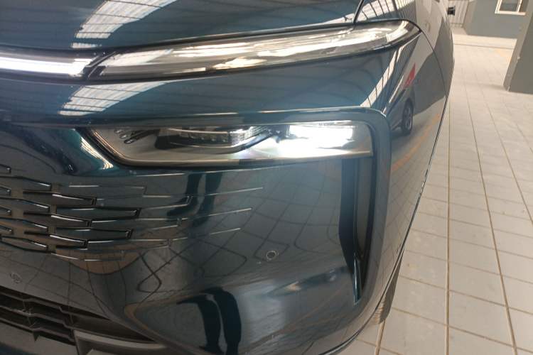 Used Wey Mocha New Energy 2024 Hi4 Four-Wheel Drive Long-Range Version