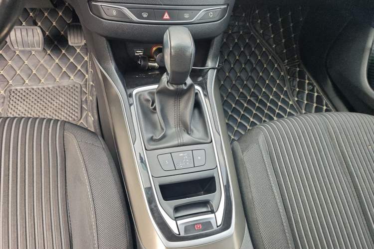 Used Peugeot 408 2014 1.8L Automatic Luxury Edition