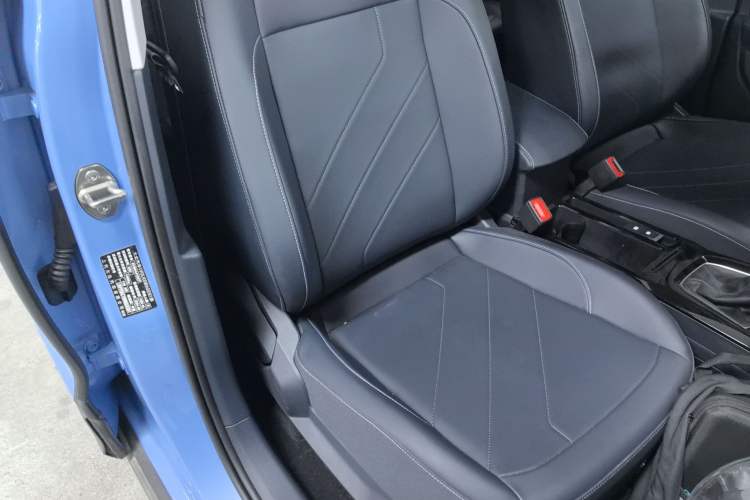 Used Volkswagen Tharu 2025 NewRui 300TSI Prestige Edition
