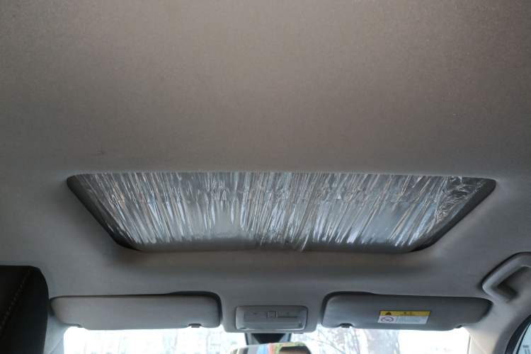 Used Wuling Asta 2022 2.0L DHT Electric-Speed Version