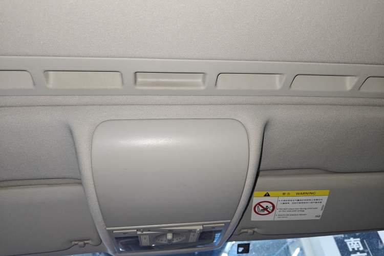 Used Volkswagen Polo 2016 1.6L Automatic Comfort Model
