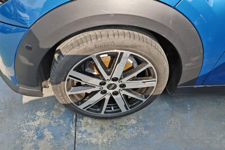 Used  MINI 2022 1.5T COOPER Artist Five-Door Edition
