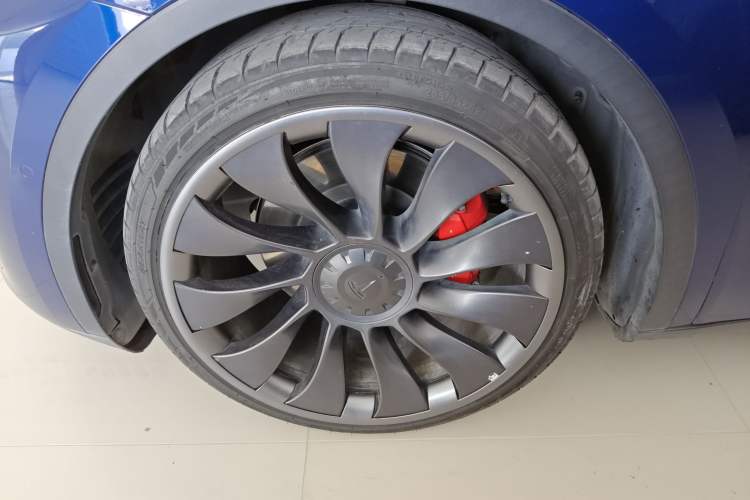 Used Tesla Model Y 2022 Performance High-Performance All-Wheel-Drive Version
