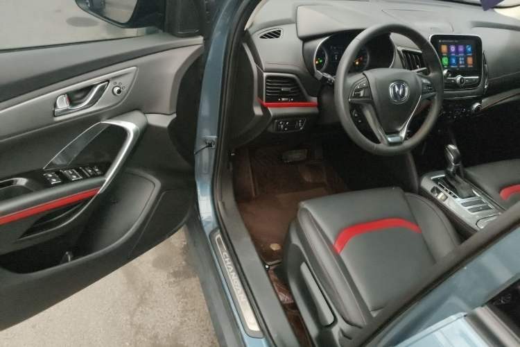 Used Changan CS55 2018 1.5T Automatic Colorful Edition China V Standard
