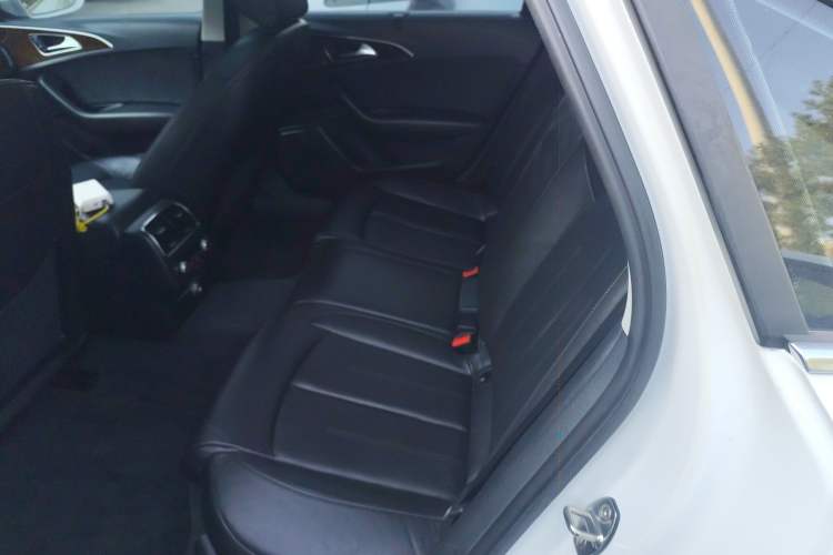 Used Audi A6L 2014 30 FSI Comfort Model
