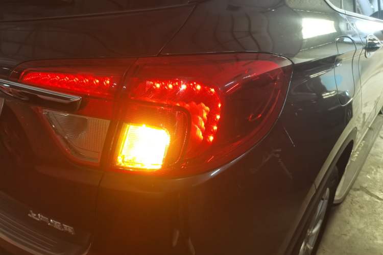 Used Buick Envision 2017 20T Two-Wheel Drive Luxury Model
