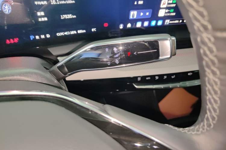 Used Cadillac OPTIQ 2024 Standard Range Version