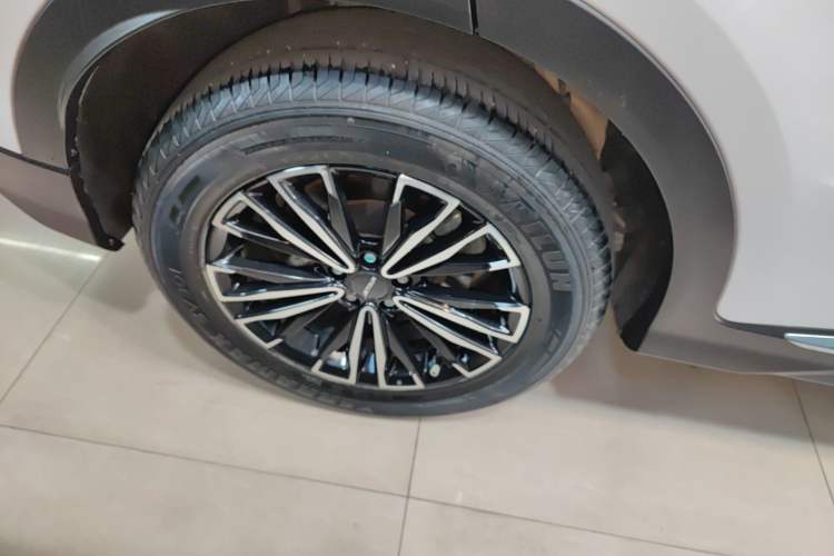 Used JETOUR X70 PLUS 2021 Revised Version 1.5T DCT ShanPRO 5-Seater