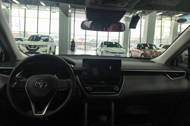 Used Toyota FRONTLANDER 2023 2.0L Smart Electric Hybrid Dual-Engine Leading Edition
