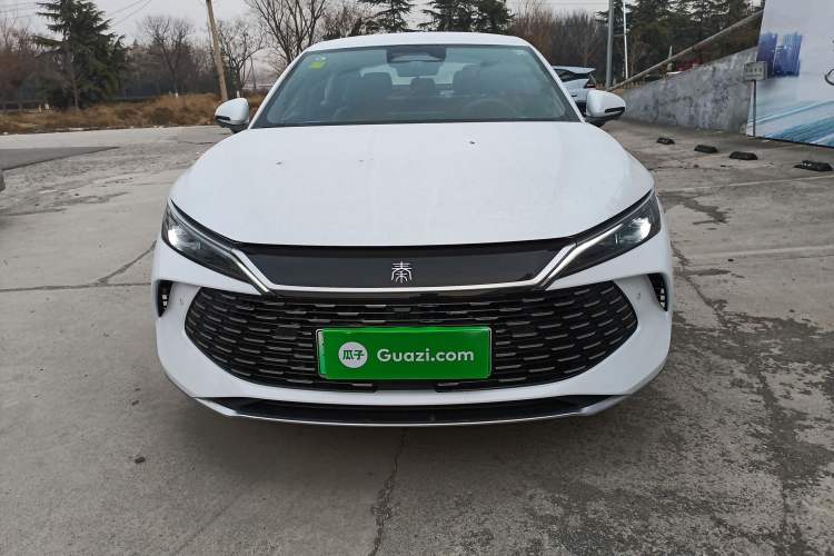 Used BYD Qin L 2025 DM-i Smart Drive 80KM Leading Model