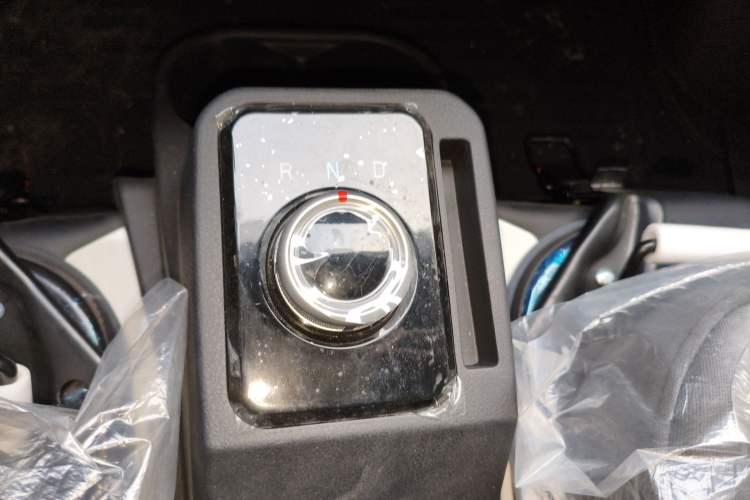 Used Foton Skyworth EV6 2023 Fast and Slow Charging Version
