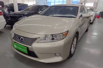 Used Lexus ES 2013 300h Elite Edition