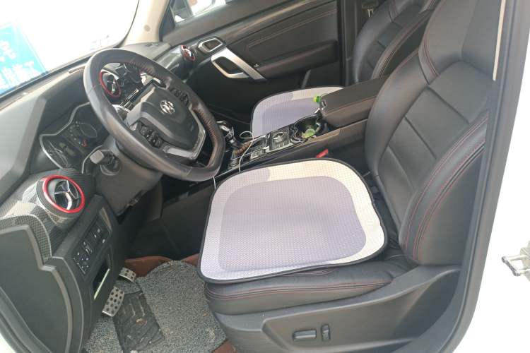 Used  BJ20 2016 1.5T CVT Luxury Model
