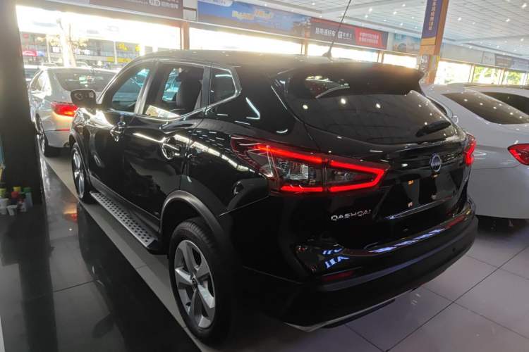 Used Nissan Qashqai 2023 Classic 2.0L CVT XV Comfort Edition
