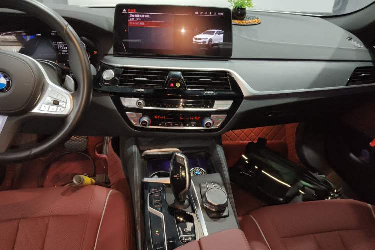 Used BMW 5 Series 2023 530Li Leading Model M Sport Package