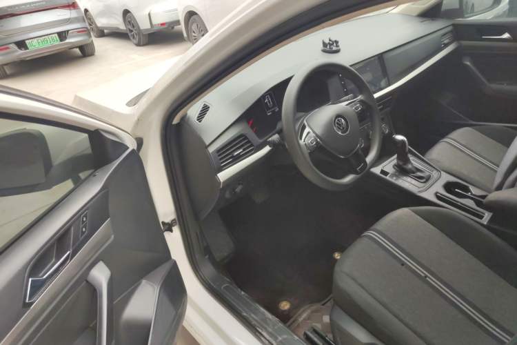 Used Volkswagen Lavida 2022 1.5L Automatic Fashion Edition
