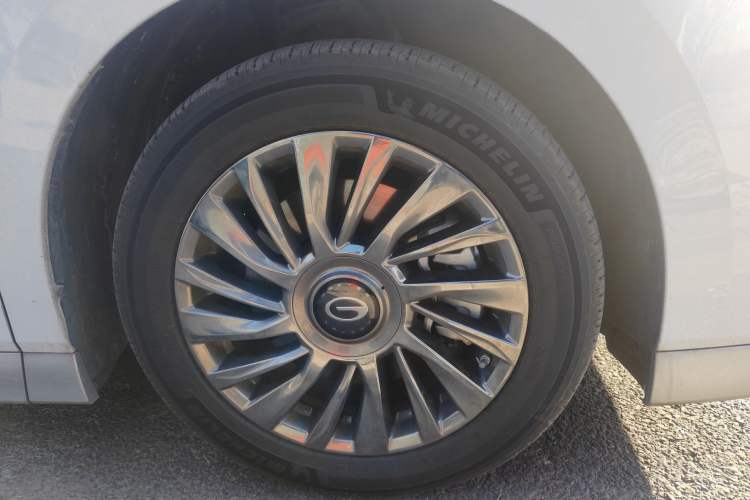 Used GAC Trumpchi M8 2023 Zongshi Series Dual-Motor Flagship Edition
