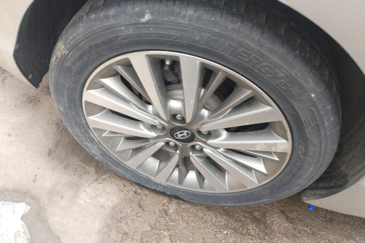 Used Hyundai Mistra 2017 1.8L Automatic Deluxe DLX Model China V Emission Standard
