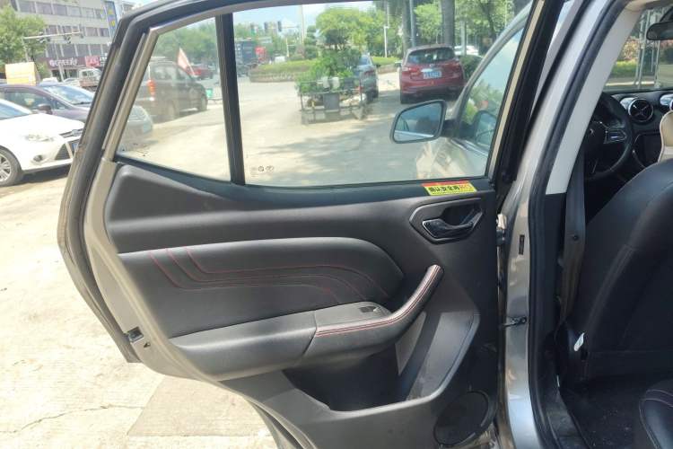 Used Soueast DX3 2018 1.5T CVT Luxury Model
