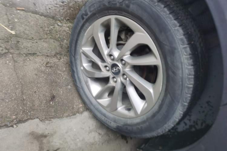 Used Hyundai Tucson 2015 1.6T Dual-Clutch Two-Wheel-Drive Smart Model