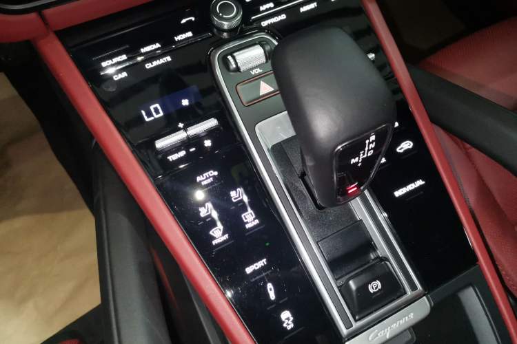 Used Porsche Cayenne 2023 Cayenne 3.0T Platinum Edition
