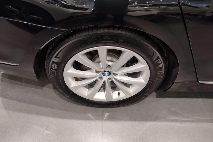 Used BMW 7 Series 2017 730Li Leading Model
