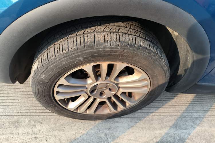 Used Qoros 5 2017 1.6T Automatic Prestige Model
