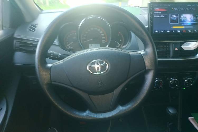 Used Toyota YARiS L 2020 1.5L CVT Leading Edition
