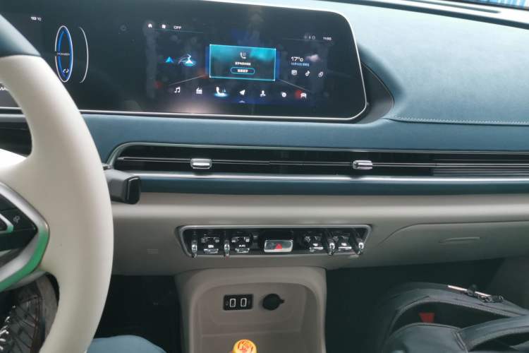 Used ORA Good Cat 2022 400km Standard Range Luxury Version Ternary Lithium
